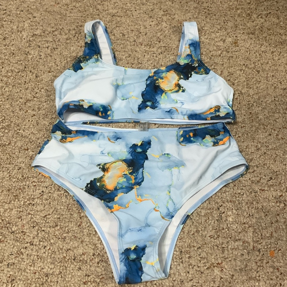 Women’s bikini set